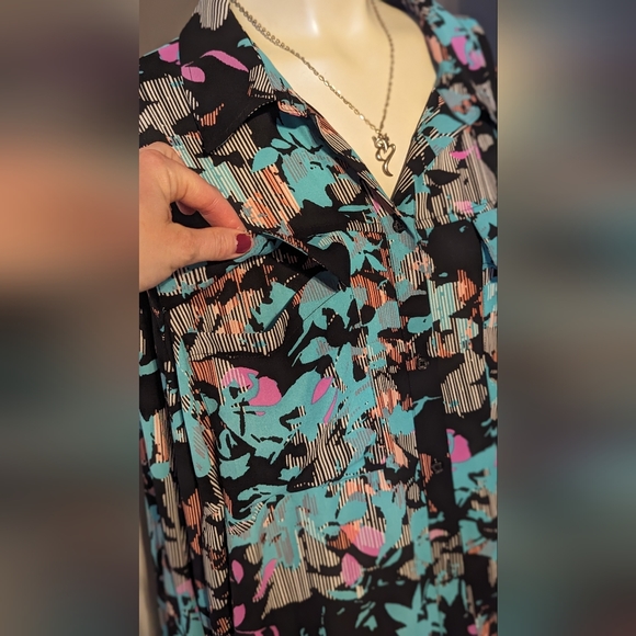Boutique blouse 80s style fun spring button up teal floral funky 2x plus tall - Picture 2 of 7